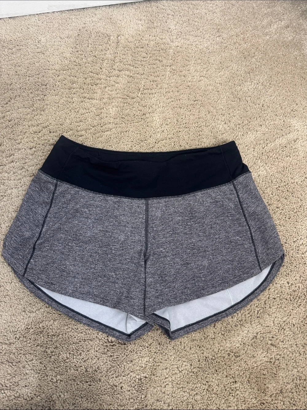 Lululemon Speed Up Short Long *4